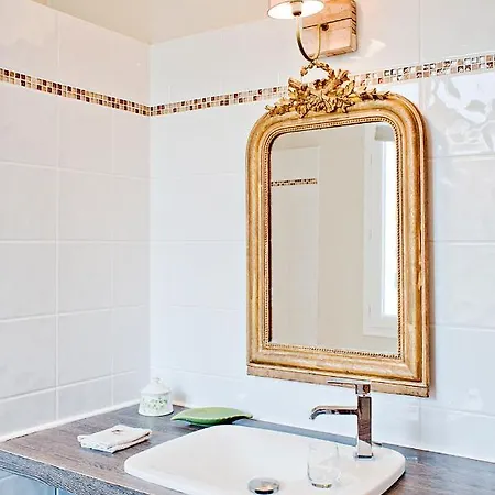 D'hotes La Guirosse 3*